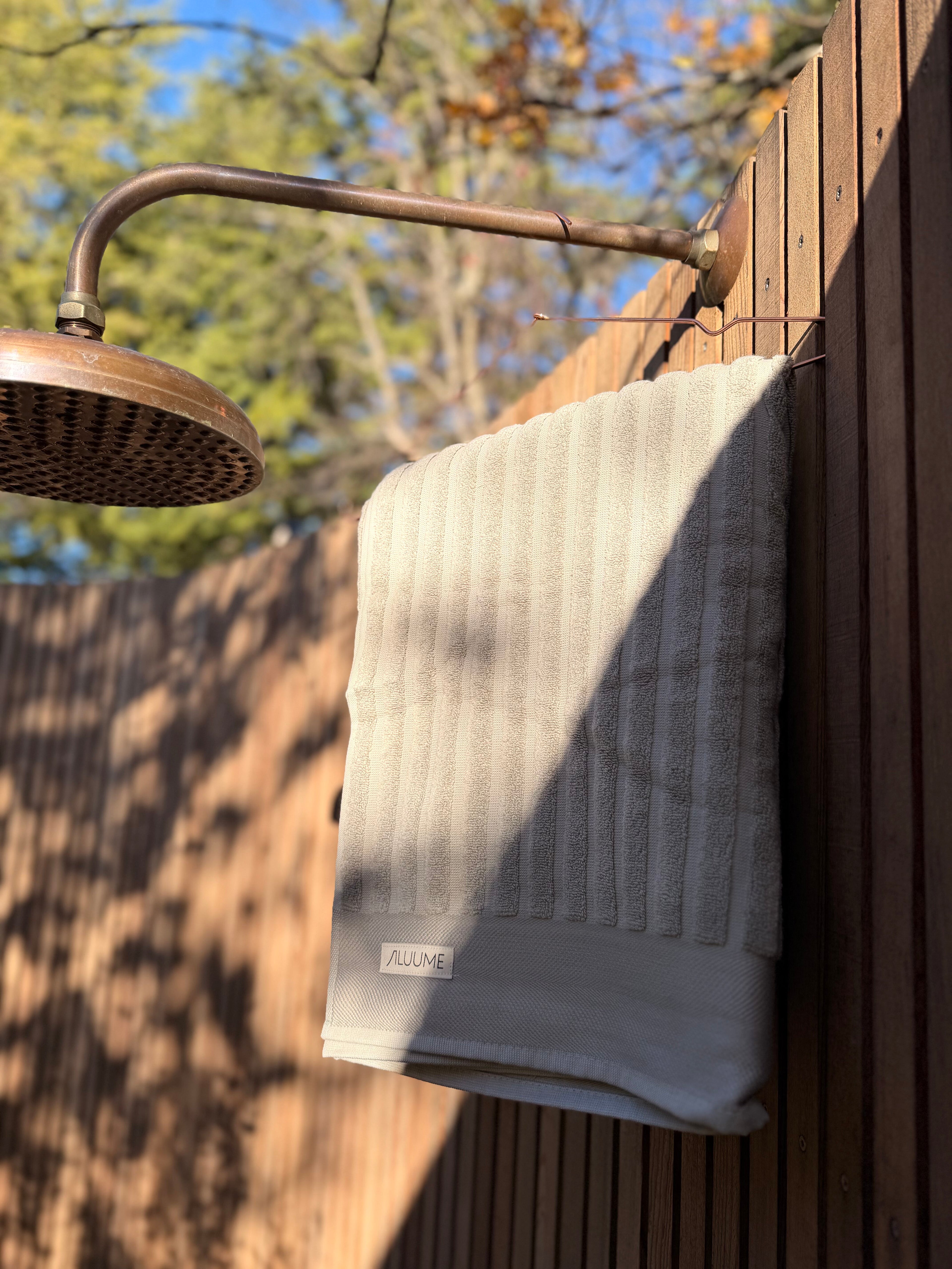 Aluume | Bath Towel