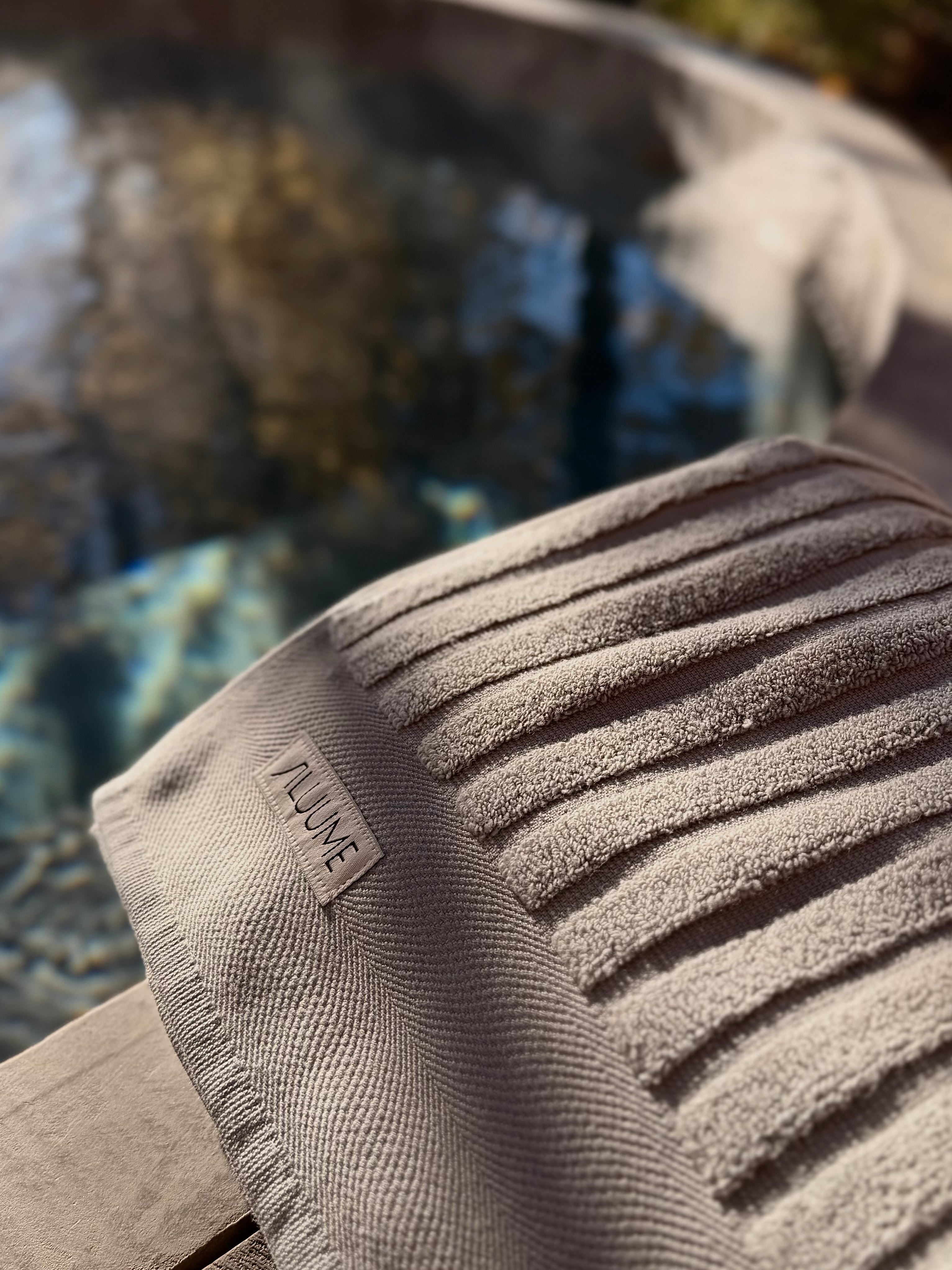 Aluume | Bath Towel